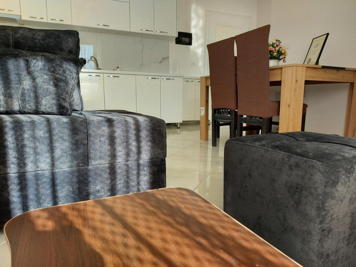 Bral Apartment 7 - Two-Bedroom With Seaview Dıraç Dış mekan fotoğraf